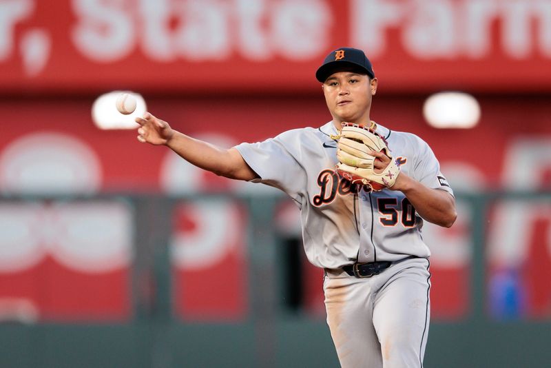 Tigers third baseman Hao-Yu Lee throws to the first base during the fifth inning against the Royals on Sunday, May 10, 2026, at Kauffman Stadium in Kansas City, Missouri.