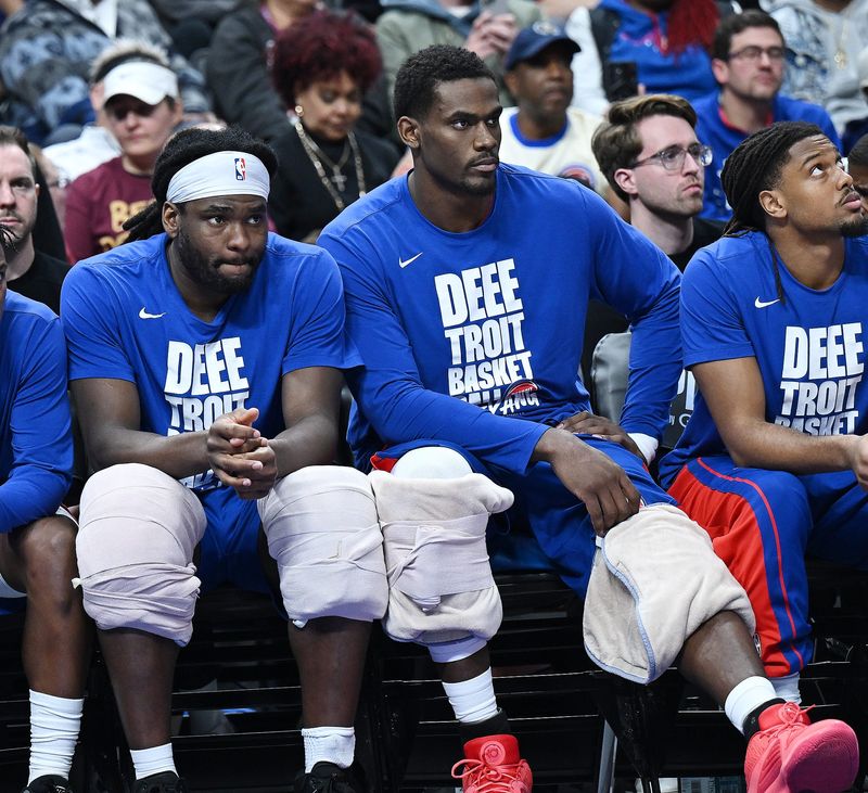 Detroit Pistons forward/center Isaiah Stewart (28) and Detroit Pistons center Jalen Duren (0) sat on the bench in the fourth quarter. Detroit Pistons vs Cleveland Cavaliers, Eastern Conference Semi-Finals, Game 5, at Little Caesars Arena on Wednesday, May 13, 2026, in Detroit, MI