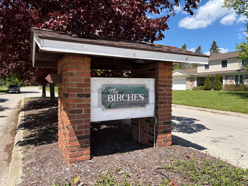 The Birches is a subdivision off Orchard Lake Road just north of Green Road in West Bloomfield Township.