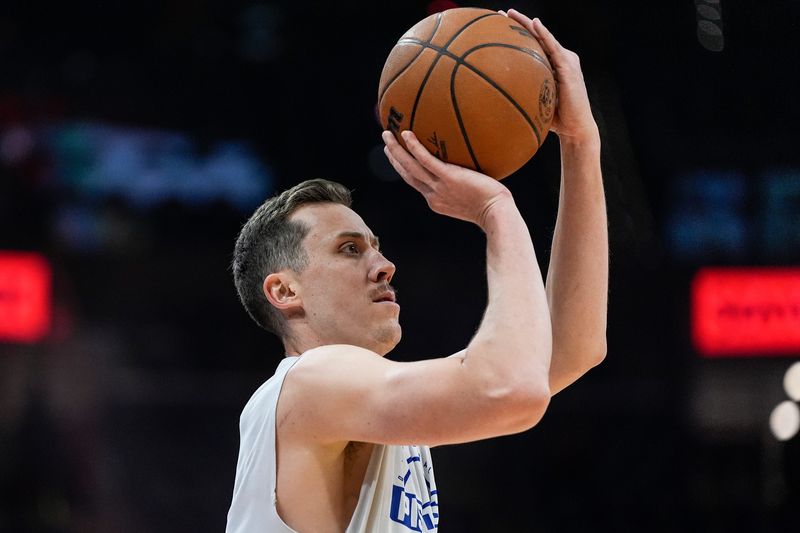 Detroit Pistons forward Duncan Robinson (55) warms up ahead of Game 6 of second round of NBA playoffs at Rocket Arena in Cleveland on Friday, May 15, 2026.