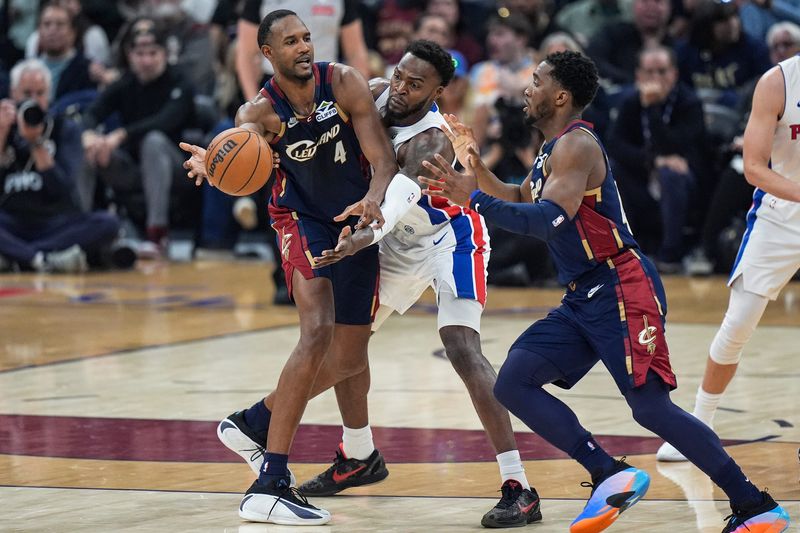 Detroit Pistons forward Paul Reed (7) defends Cleveland Cavaliers center Evan Mobley (4) during the first half of Game 6 of second round of NBA playoffs at Rocket Arena in Cleveland on Friday, May 15, 2026.