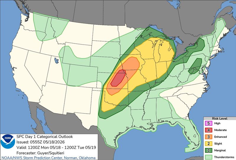 Severe weather outlook for the U.S. from Monday morning, May 18, to Tuesday morning, May 19.