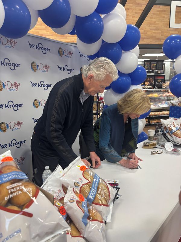 Actors Patrick Duffy and Linda Purl, who launched a line of sourdough bread products now available in Michigan Kroger stores, greeted customers and signed recipes cards at Kroger Marketplace in White Lake.