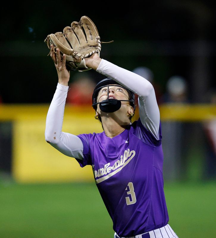 Fowlerville's McKenna Maybee looks to catch a fly ball against Laingsburg, Wednesday, May 20, 2026, at Ranney Park.
