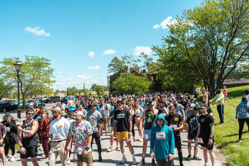 Runners participate in 2025's inaugural Detroit Techno 5K.