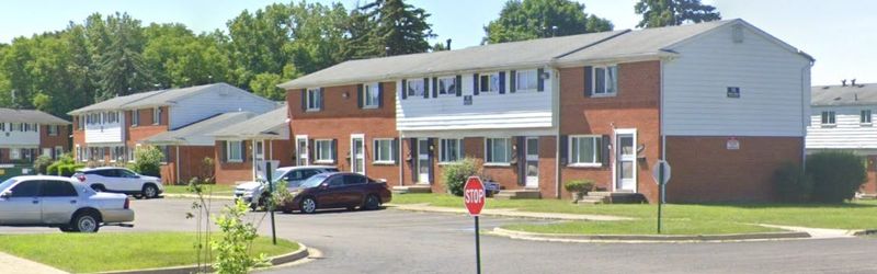 Sycamore Meadows Apartments in Superior Township