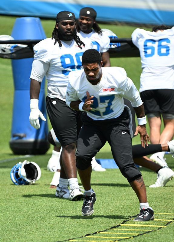 Defensive back Christian Izien works through the ropes during a Detroit Lions OTA session at the training facility in Allen Park on June 4, 2026.