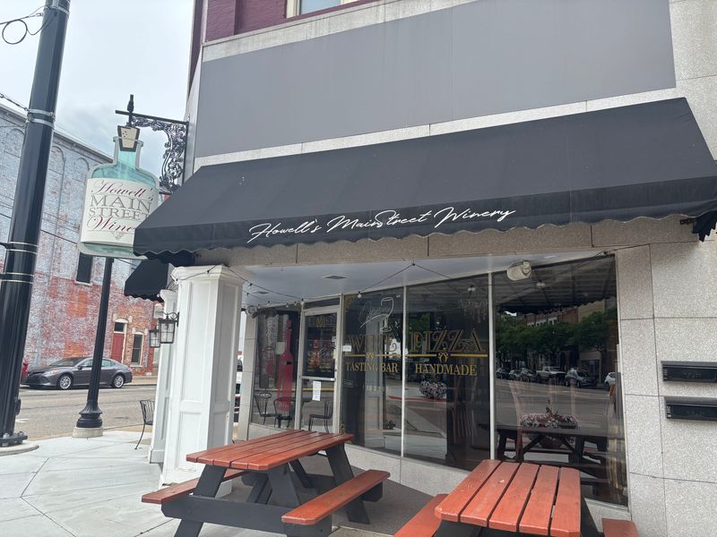 Howell's MainStreet Winery at 201 W. Grand River Ave.