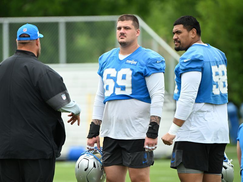 The Lions are testing Tate Ratledge (69) at center as they scramble to find their best offensive line combination.