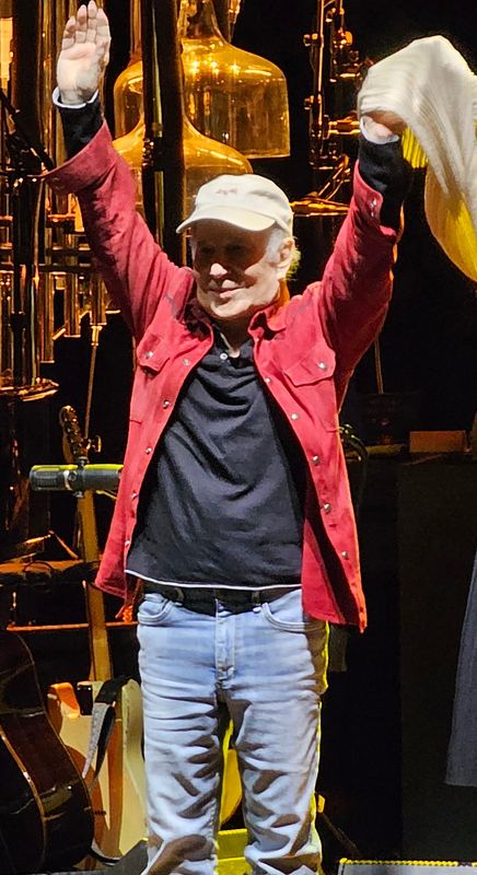 Paul Simon salutes the crowd during his concert at Meadow Brook Amphitheatre in Rochester Hills, Michigan, on June 20, 2026.