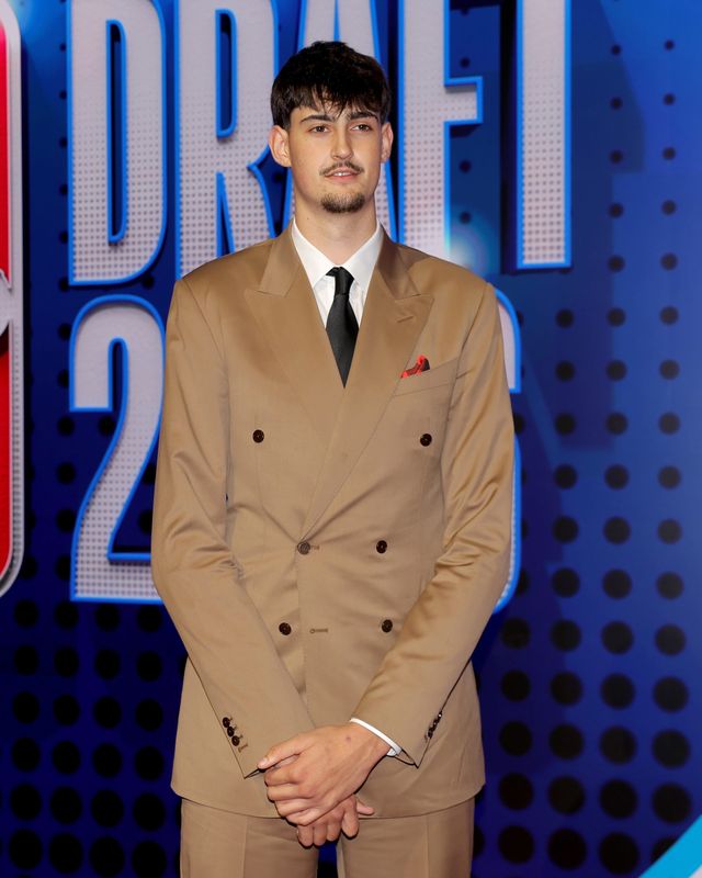 Michigan draft prospect Aday Mara poses for photos on the red carpet before the 2026 NBA draft at Barclays Center.