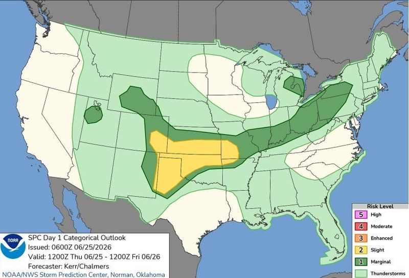 Severe weather outlook for the U.S. from noon on Thursday, June 25, to noon on Friday, June 26.