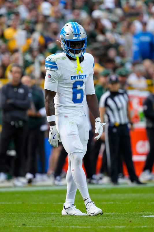Sep 7, 2025; Green Bay, Wisconsin, USA;  Detroit Lions cornerback Terrion Arnold (6) during the game against the Green Bay Packers at Lambeau Field. Mandatory Credit: Jeff Hanisch-Imagn Images