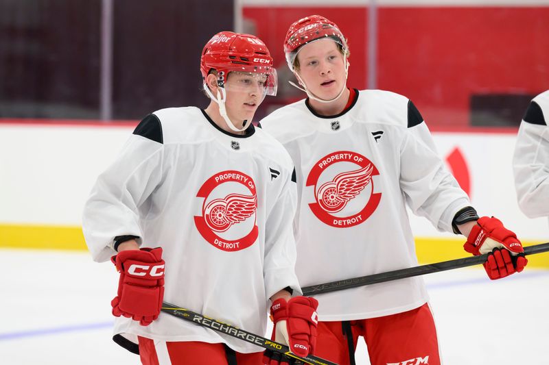 Brothers Victor Plante, left, and Max Plante hang out during the Detroit Red Wings development camp, at Little Caesars Arena, in Detroit, June 29, 2026.  (David Guralnick / The Detroit News)