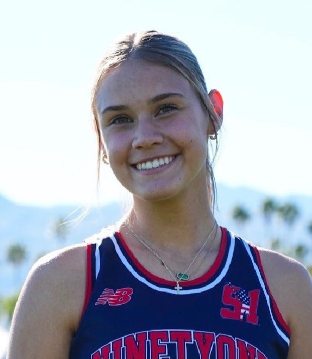 Elle Catignani