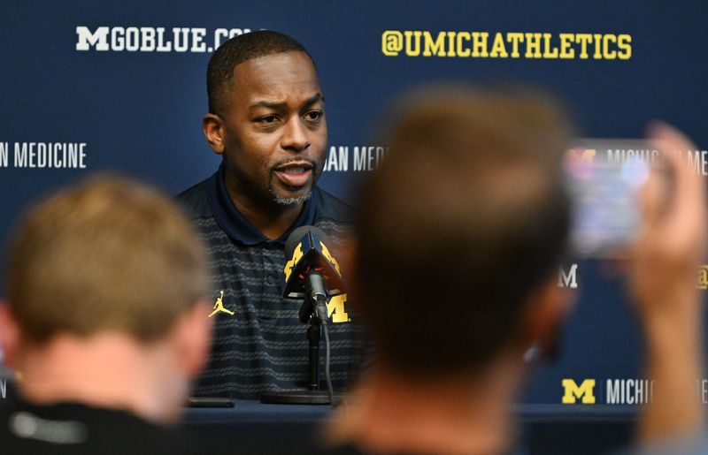 Mike Boynton Jr. is entering his first season as Michigan basketball's head coach.