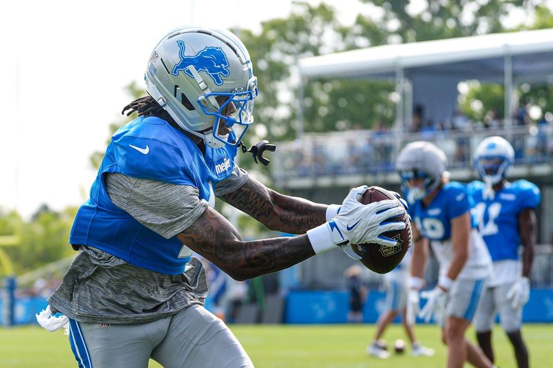 Detroit Lions wide receiver Jameson Williams (1) practiceduring training camp at Meijer Performance Center in Allen Park on Monday, August 10, 2026.