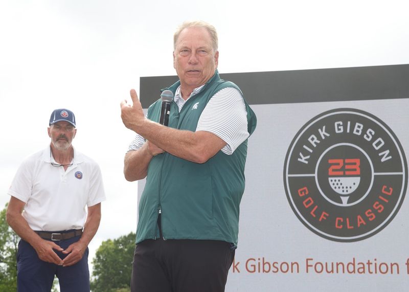 Tom Izzo speaks at a charity golf outing for the Kirk Gibson Foundation for Parkinson's at Wyndgate Golf Club, Monday, Aug. 17, 2026, in Rochester Hills. Kirk Gibson is at left.