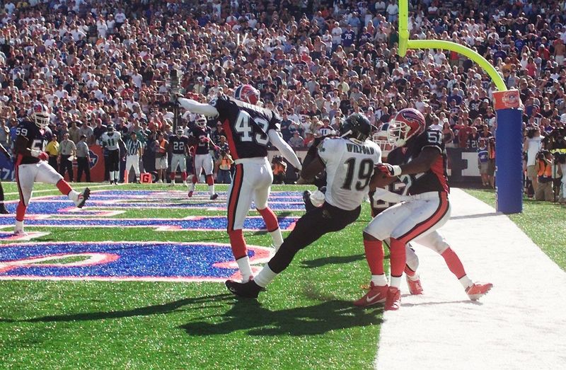 Ernest Wilford of the Jaguars makes a game-winning TD reception on the final play of the 2004 season opener.