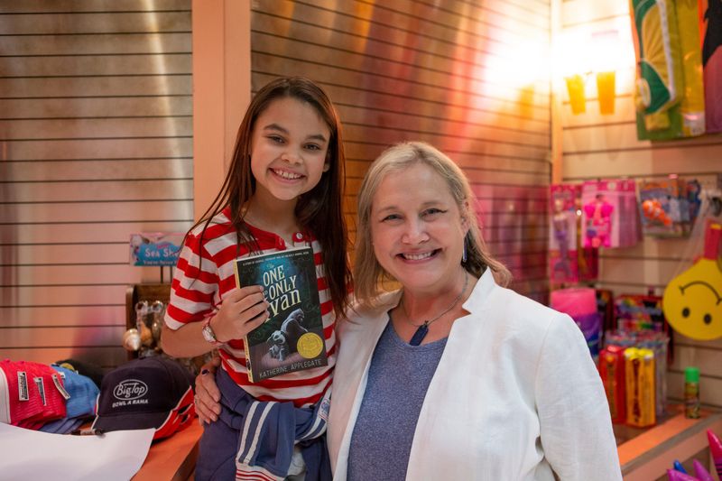 Ariana Greenblatt and book author Katherine Applegate  on the set of Disney’s "The One and Only Ivan," directed by Thea Sharrock.