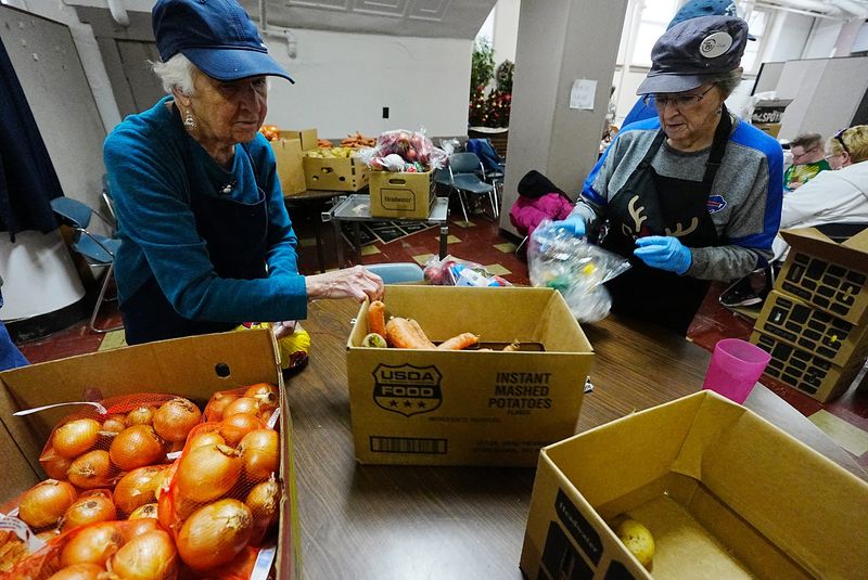 As millions of New Yorkers prepare to miss out on their Supplemental Nutrition Assistance Program benefits in November, many may turn to food banks for help.