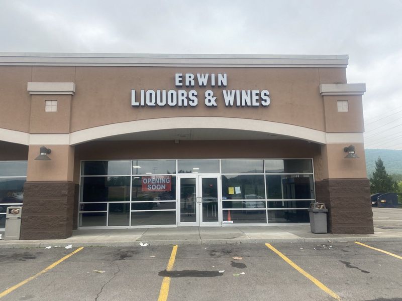 Erwin Liquors & Wines will soon open in the Gang Mills Walmart Plaza.