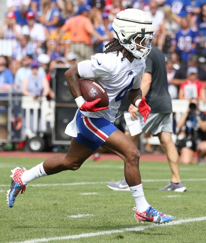 Bills running back James Cook runs after a catch during day three of Buffalo Bills training camp at St. John Fisher University Friday, July 25, 2025 in Pittsford, NY.