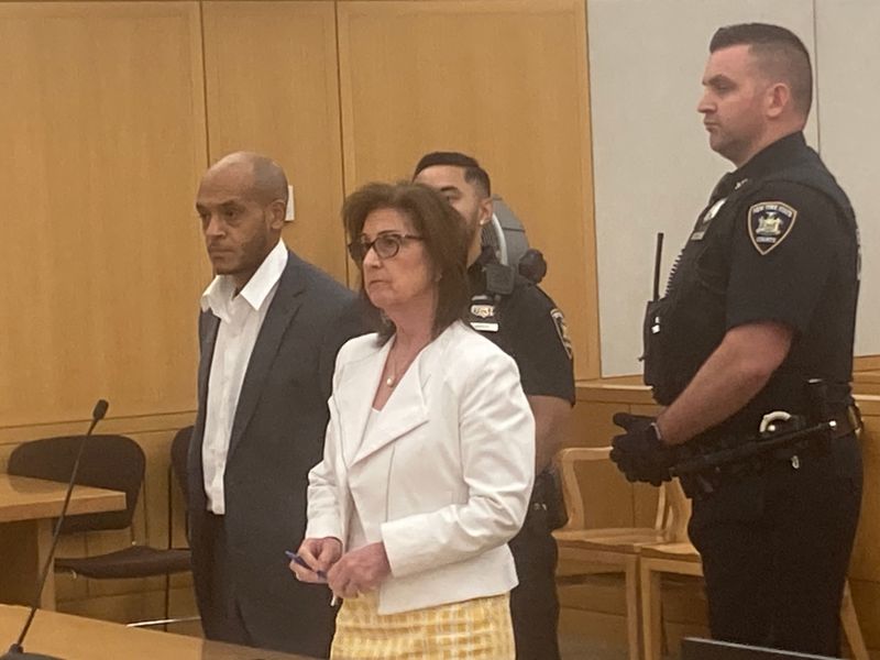 Fidencio Abreu with his lawyer Dina Denlea in Westchester County Court Aug. 12, 2025, following his indictment on murder and weapon charges in the July 11, 2025 fatal shooting of Francisco Vallejo in Yonkers.