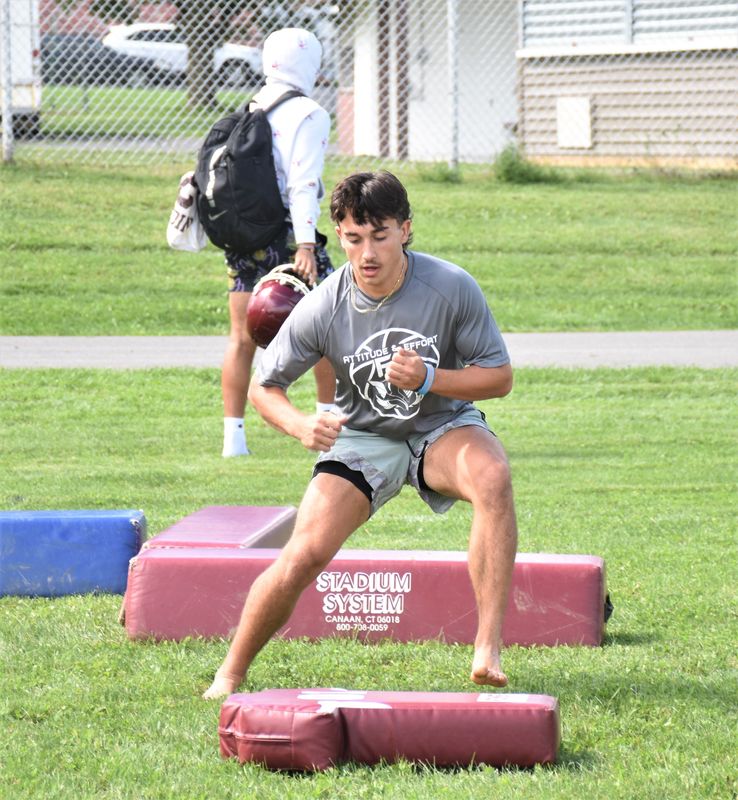 Frankfort-Schuyler Maroon Knight Martino Rocco works out on his own prior to football practice Tuesday, August 20, 2024, in Frankfort, New York.
