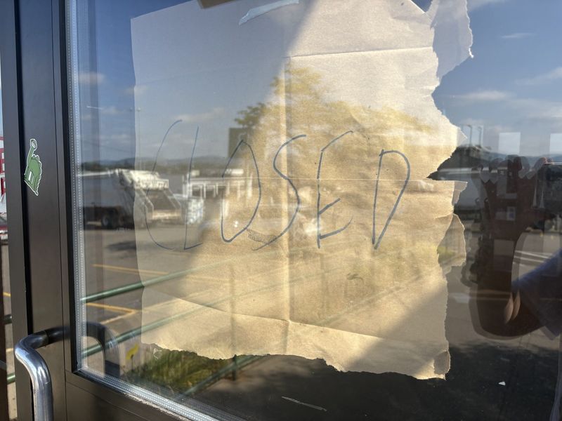 A "closed" sign was seen on the door of Mooney's Sports Bar & Grill, located at 214 Reynolds Road, Johnson City, on Aug. 14, 2025.