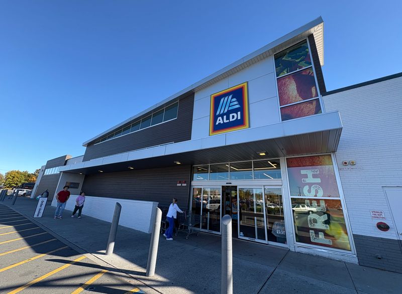 Aldi Nanuet Oct. 9, 2025.