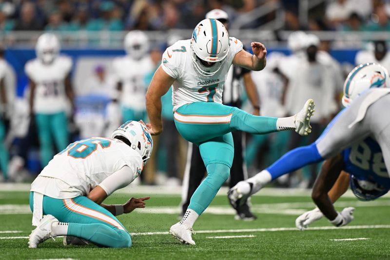 Aug 16, 2025; Detroit, Michigan, USA; Miami Dolphins kicker Jason Sanders (7) kicks an extra point against the Detroit Lions in the first quarter at Ford Field. Mandatory Credit: Lon Horwedel-Imagn Images