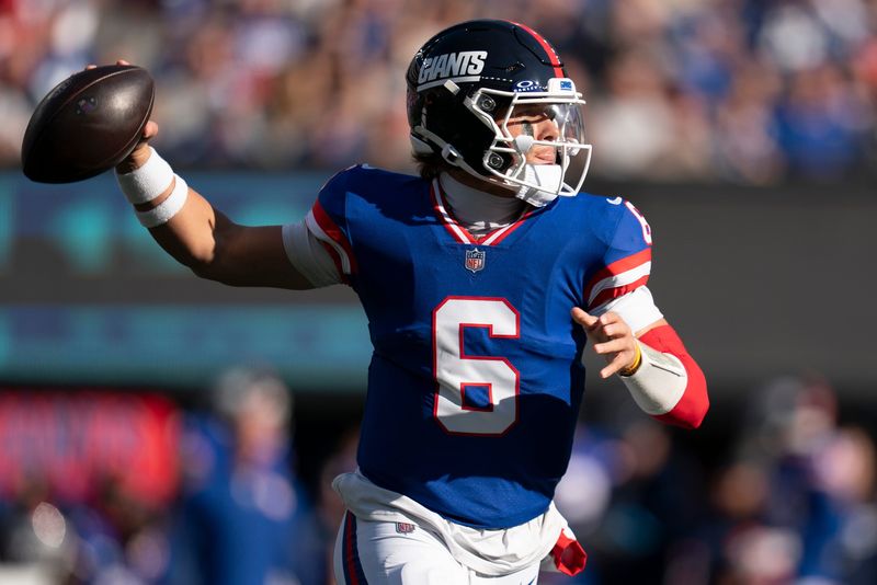New York Giants quarterback Jaxson Dart (6) looks to throw a pass during a week 9 game between New York Giants and San Francisco 49ers at MetLife Stadium on Sunday, Nov. 2, 2025.