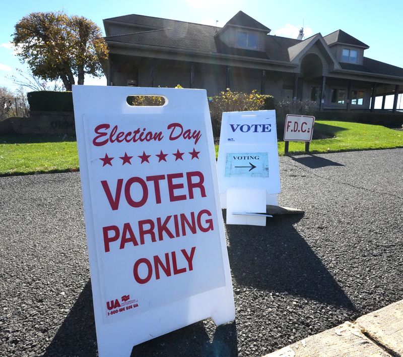 Voting signs at the Orangetown Soccer Complex polling site in Orangeburg Nov. 4, 2025.