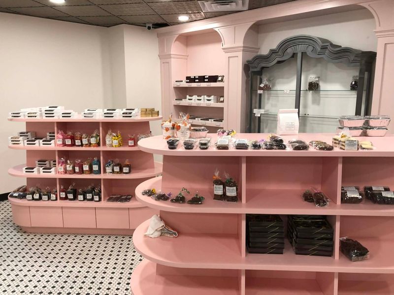 Stever's Candies has opened a small storefront at 620 South Ave.
