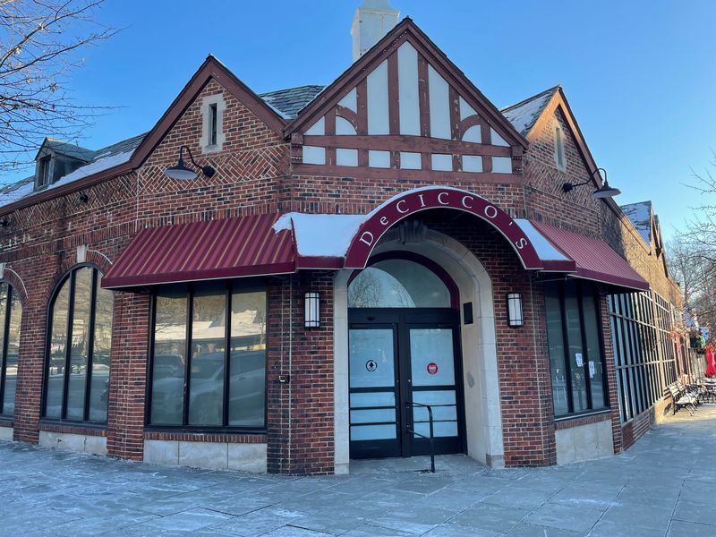 What had been DeCicco Family Markets, operated under a different branch of the DeCicco & Sons family, will be called Piccolino.