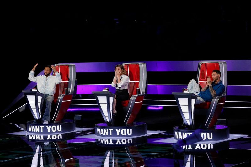 THE VOICE -- "The Blind Auditions Premiere" Episode 2901 -- Pictured: (l-r) John Legend, Kelly Clarkson, Adam Levine -- (Photo by: Trae Patton/NBC)