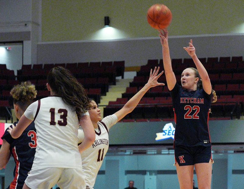 Roy C Ketcham’s Allison Kaminski (22) puts up a set against Arlington during the girls basketball semifinal at the Westchester County Center in White Plains March 4, 2026.