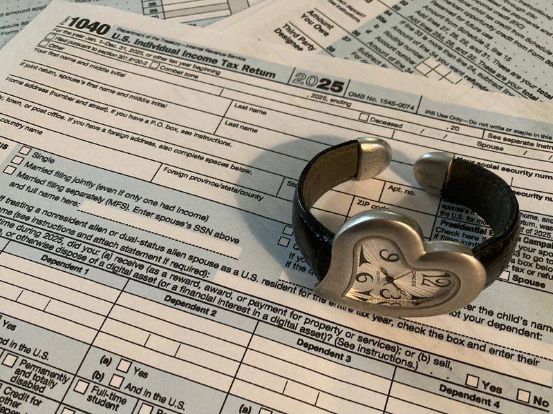 Taxpayers already filed nearly 78.9 federal income tax returns through March 20, according to IRS statistics. That is down slightly at 0.9% from the same time a year ago. The average federal income tax refund was $3,571 — up 10.9% or $350 on average — through March 20.