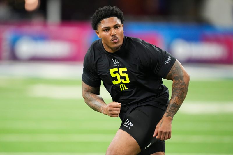 Feb 26, 2026; Indianapolis, IN, USA; Clemson defensive lineman TJ Parker (DL55) during the NFL Scouting Combine at Lucas Oil Stadium. Mandatory Credit: Kirby Lee-Imagn Images