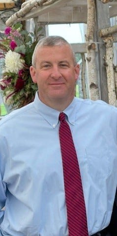Sean McCabe is a candidate for the Spencerport Central School District Board of Elections.