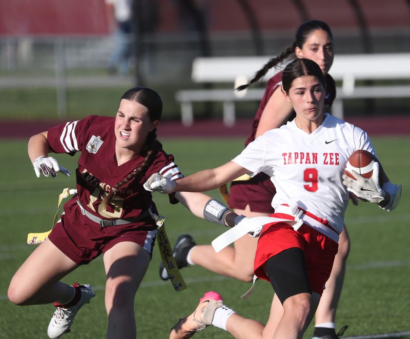 Arlington’s Jamie Gemmel reaches for Tappan Zee’s Ella Sabatini during their game on April 27, 2026.