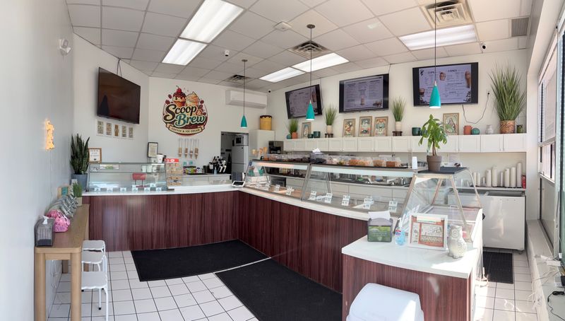 Dog-friendly Sccop & Brew in Yonkers features 20 ice cream flavors, eight gelato options and eight flavors of Italian ice.