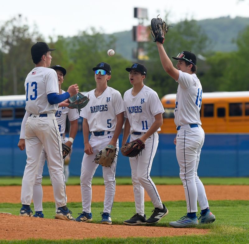 Horseheads beat Vestal, 4-0, in the deciding Game 3 of the Section 4 Class AA baseball championship series May 29, 2026 at Horseheads High School.