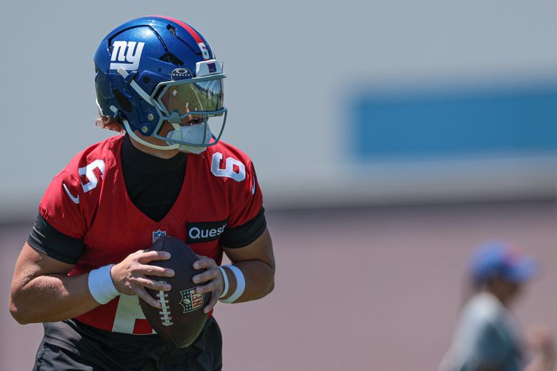 Jun 3, 2026; East Rutherford, NJ, USA; New York Giants quarterback Jaxson Dart (6) participates in drills during organized team activities at Quest Diagnostics Training Center. Mandatory Credit: Vincent Carchietta-Imagn Images