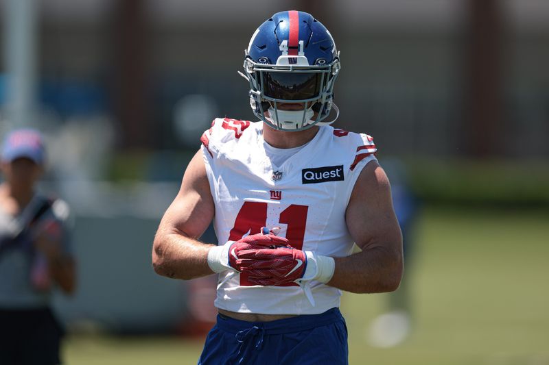 Jun 3, 2026; East Rutherford, NJ, USA; New York Giants linebacker Micah McFadden (41) participates in drills during organized team activities at Quest Diagnostics Training Center. Mandatory Credit: Vincent Carchietta-Imagn Images