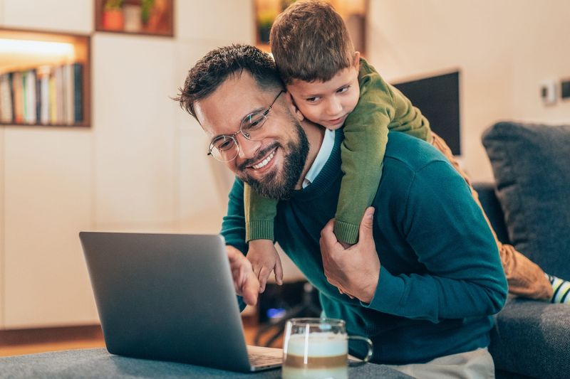 New York is the 14th-best state for working dads, according to WalletHub.