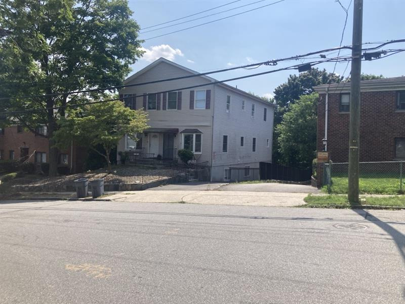 Shawn Jefferson was fatally shot outside his North Kensico Avenue home in White Plains on Dec. 31, 2021. The alleged shooter, Shawn McLaurin, was arrested on a second-degree murder charge on July 12, 2026.
