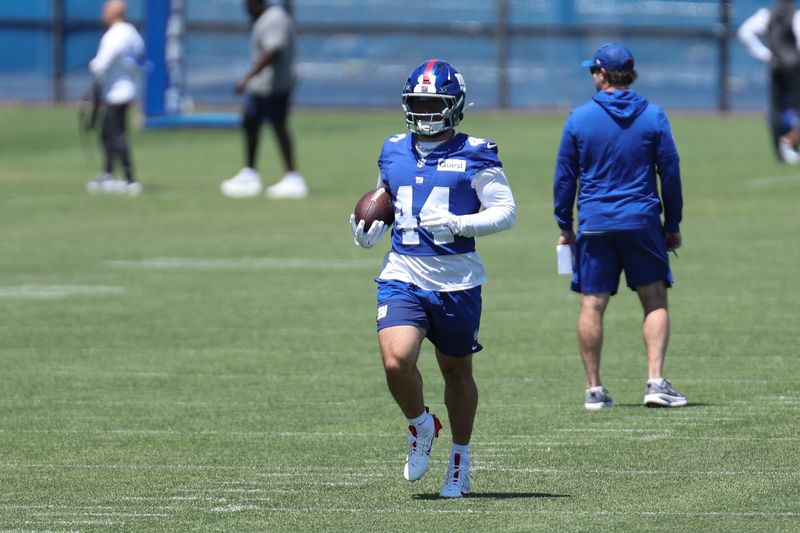 New York Giants running back Cam Skattebo (44) participates in drills during the minicamp activities at Quest Diagnostics Center in East Rutherford, N.J., on June 9, 2026.