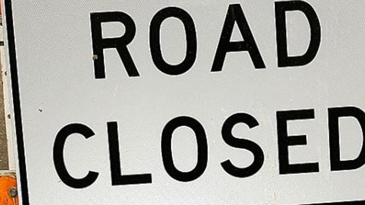 Road Closed sign